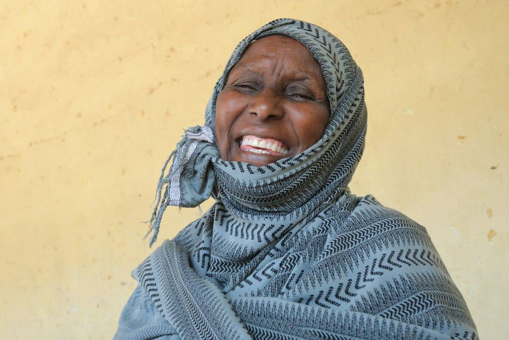 Somalia: Faduma sells meat on the market to earn money for her family. Photo: Ahmed Osman/Oxfam